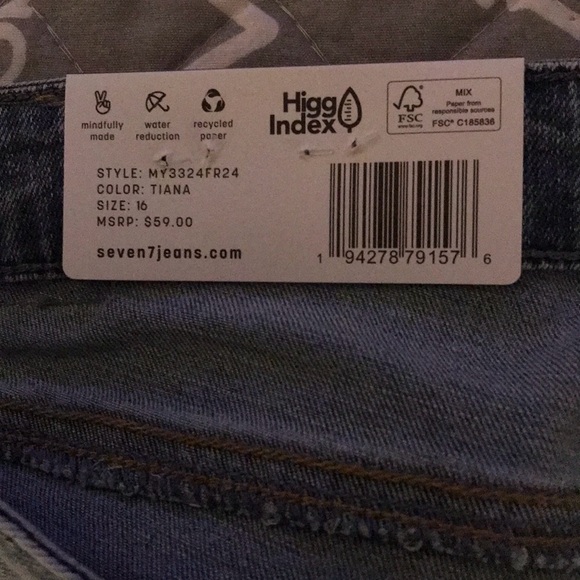 Seven7 Denim weekend shorts Size 16 NWT - Picture 5 of 8